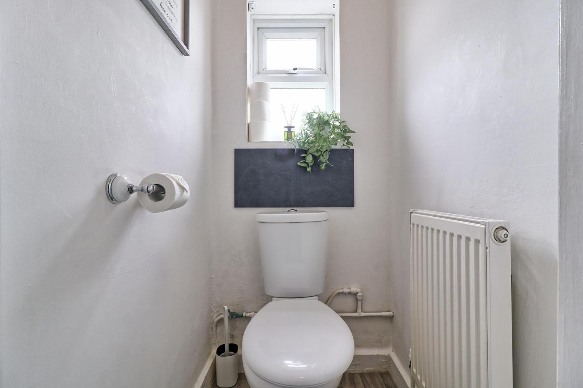 Luxury 3-Bed Apartment Near To London With Parking Hornchurch Ngoại thất bức ảnh
